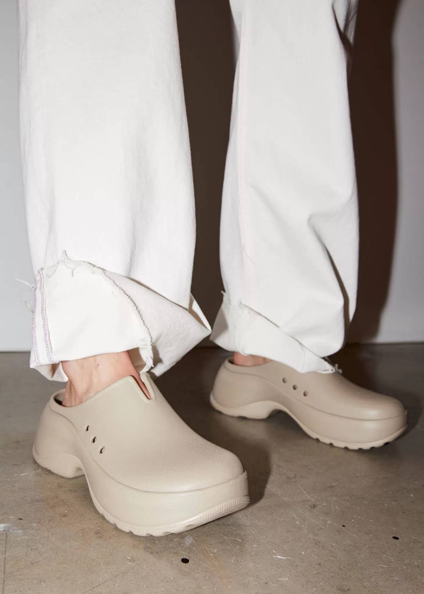 Leiligheter*& Other Stories Gummi Tresko Beige