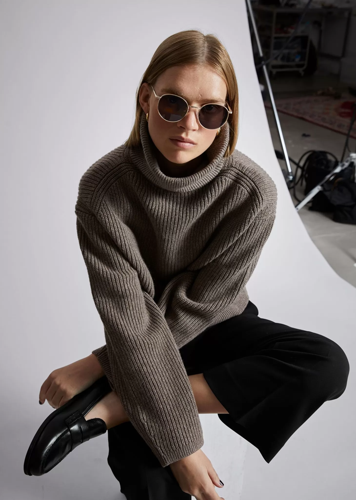 Solbriller*& Other Stories Oval Slim Frame Solbriller Gull
